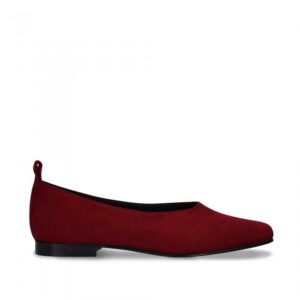 Melita Bordeaux: Comfortable ballerina flats with a small vegan suede heel, Elegance at your feet