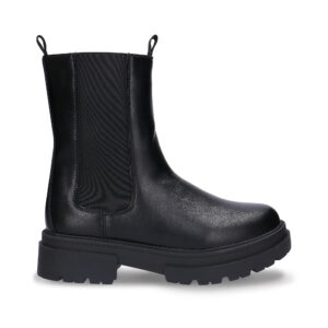 Vivian Black notched Chelsea boot by Nae: Elegance, Durability and Respect for the Environment for your Feet