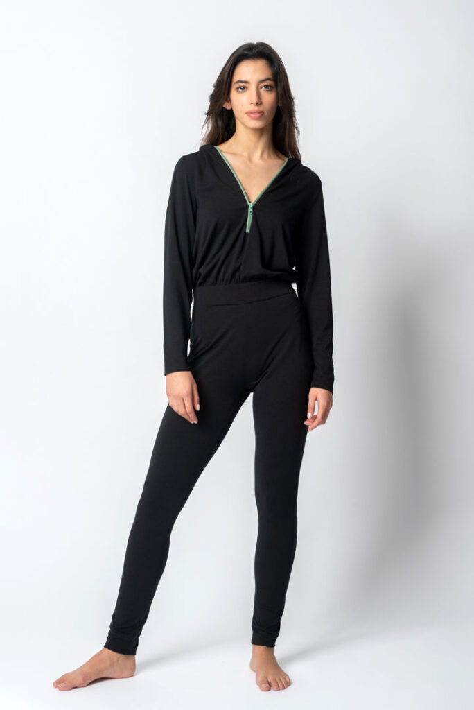 Vêtements femme — combinaison lyocell portée